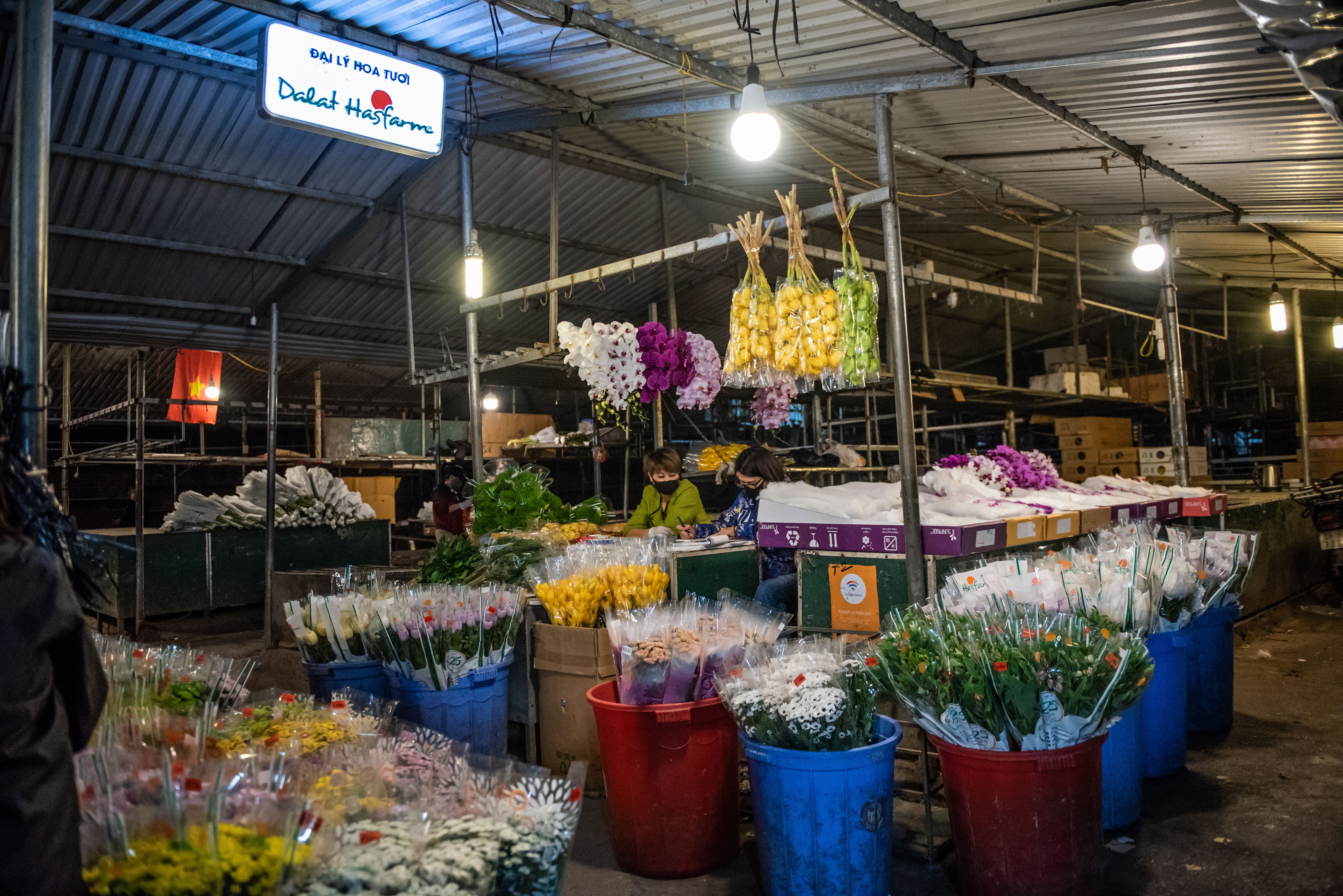 Cho hoa Quang An mo tro lai anh 3