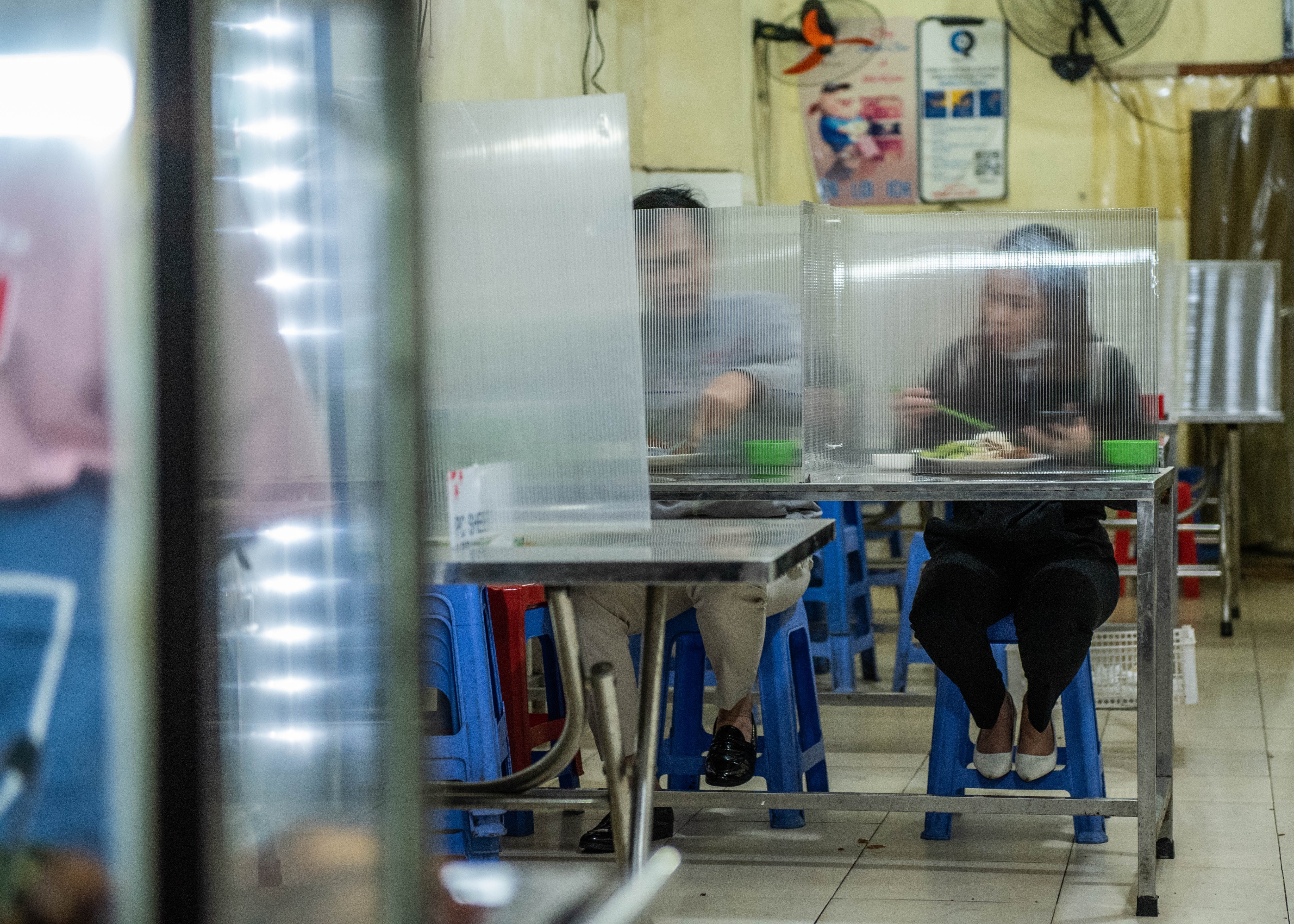 Quan com bui vach ngan anh 1