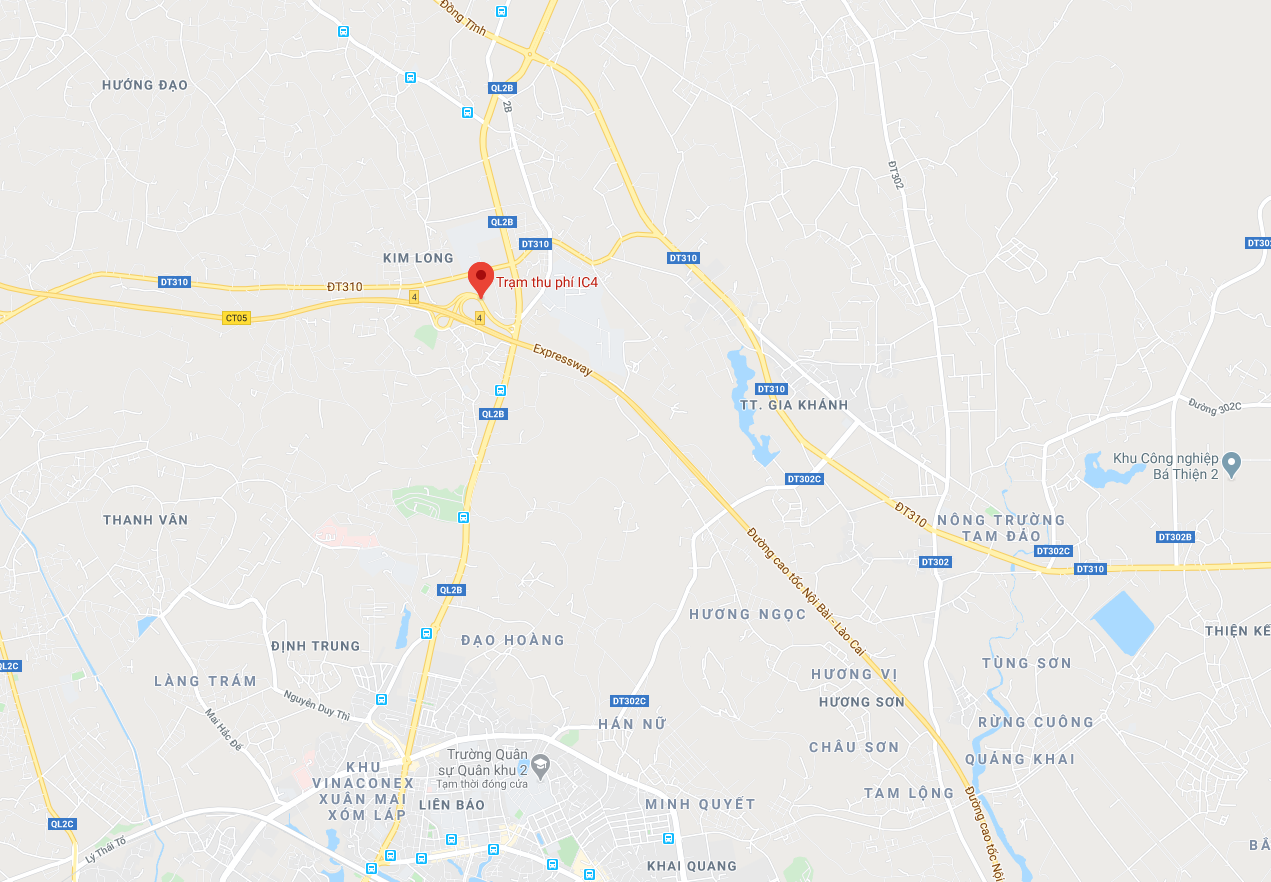 Lái xe tải bị truy đuổi,  ném đá ảnh 3 Lai xe tai bi truy duoi,  nem da anh 3