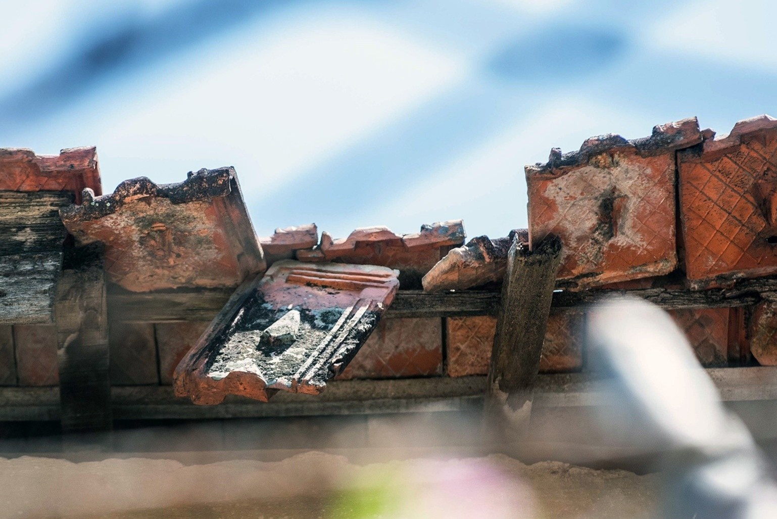 Tap the gan 50 tuoi xap xe, dot nat, 'cho' sap hinh anh