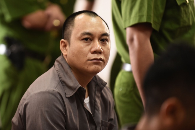 Xet xu vu xe container tong Innova anh 1