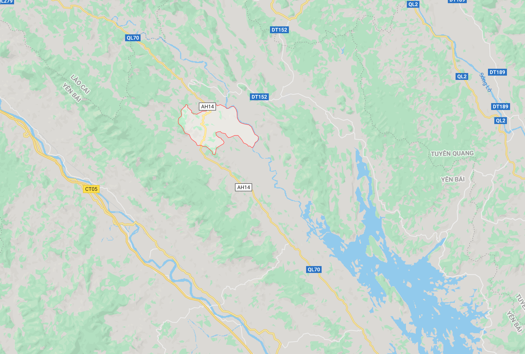 Nam sinh bi danh tu vong anh 2