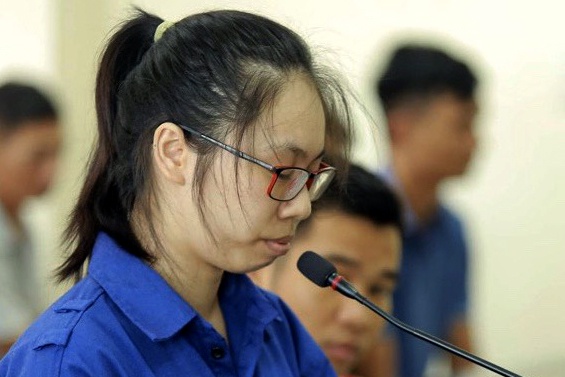 Tu hinh co gai giet nguoi bang tra sua co cyanua hinh anh