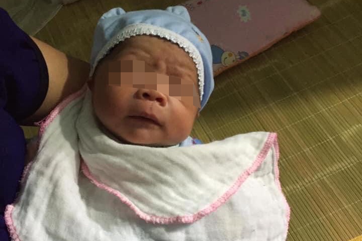 Be trai so sinh bi bo lai cung la thu hinh anh