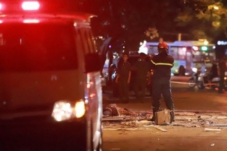 Khoi to vu sap thang kinh khien 4 nguoi tu vong hinh anh