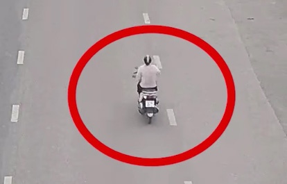 Manh moi pha vu bat coc be trai 2 tuoi hinh anh