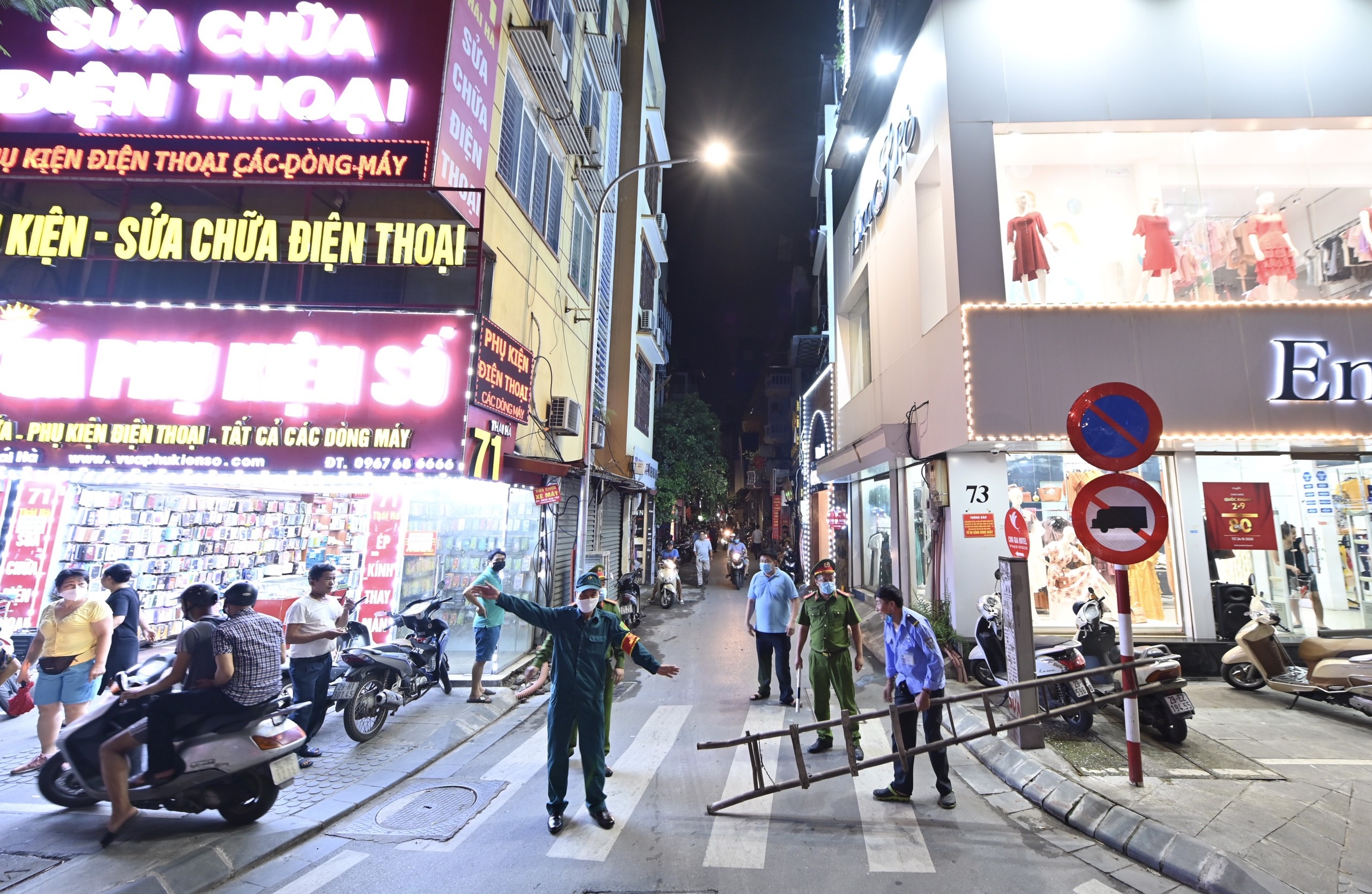 Khoi to ong Nguyen Duc Chung anh 8