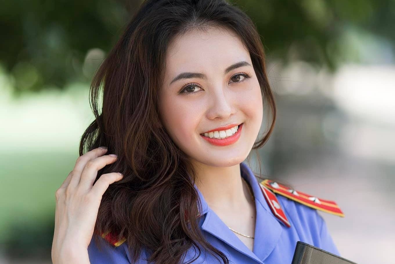 Phat dong cuoc thi anh net dep can bo nganh kiem sat hinh anh