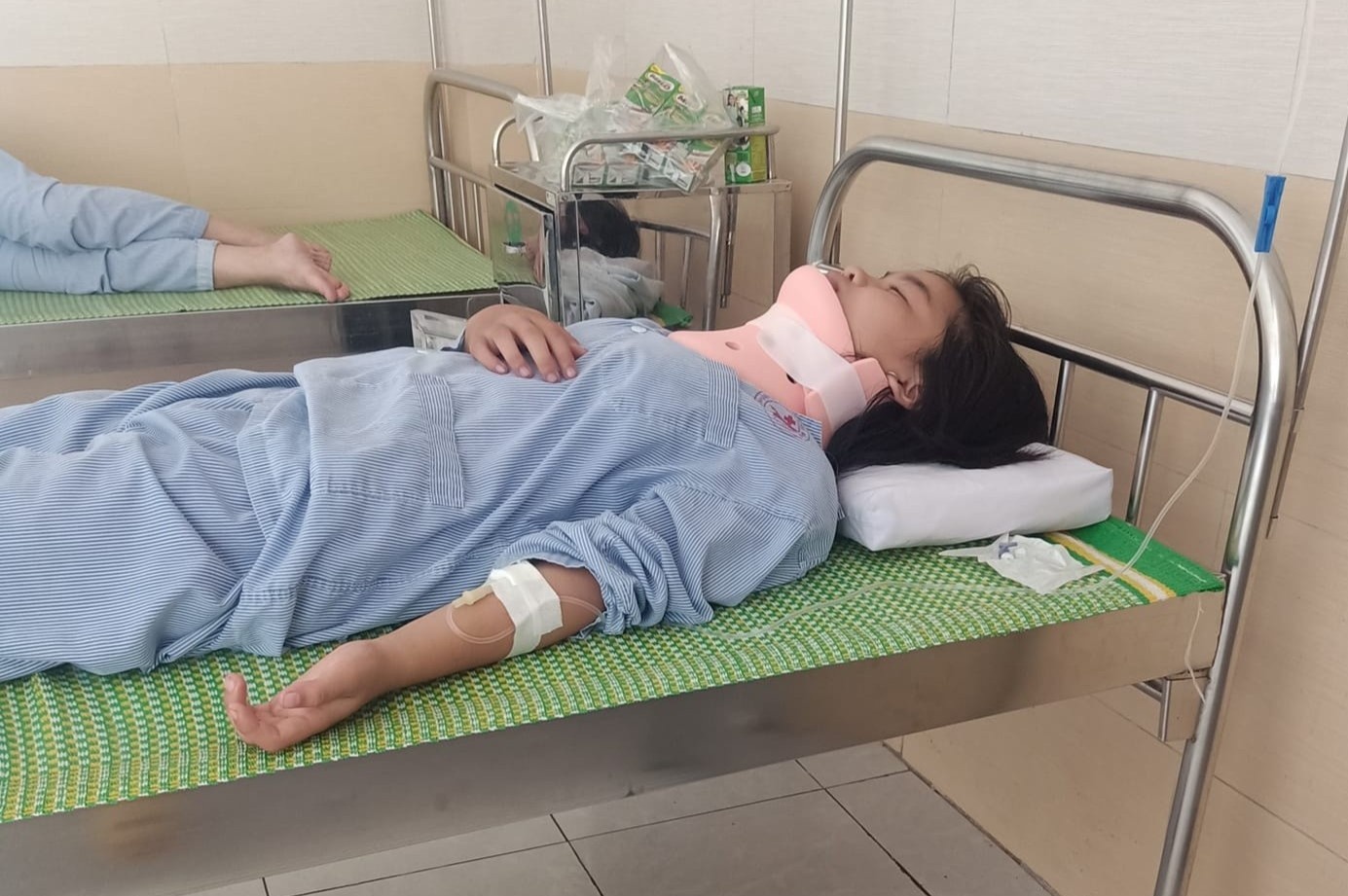nữ sinh lớp 8 bị đánh ảnh 1 nu sinh lop 8 bi danh anh 1