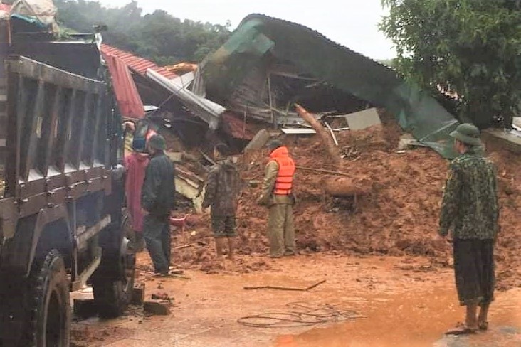 Khu vuc chien si Doan 337 bi vui lap hinh anh