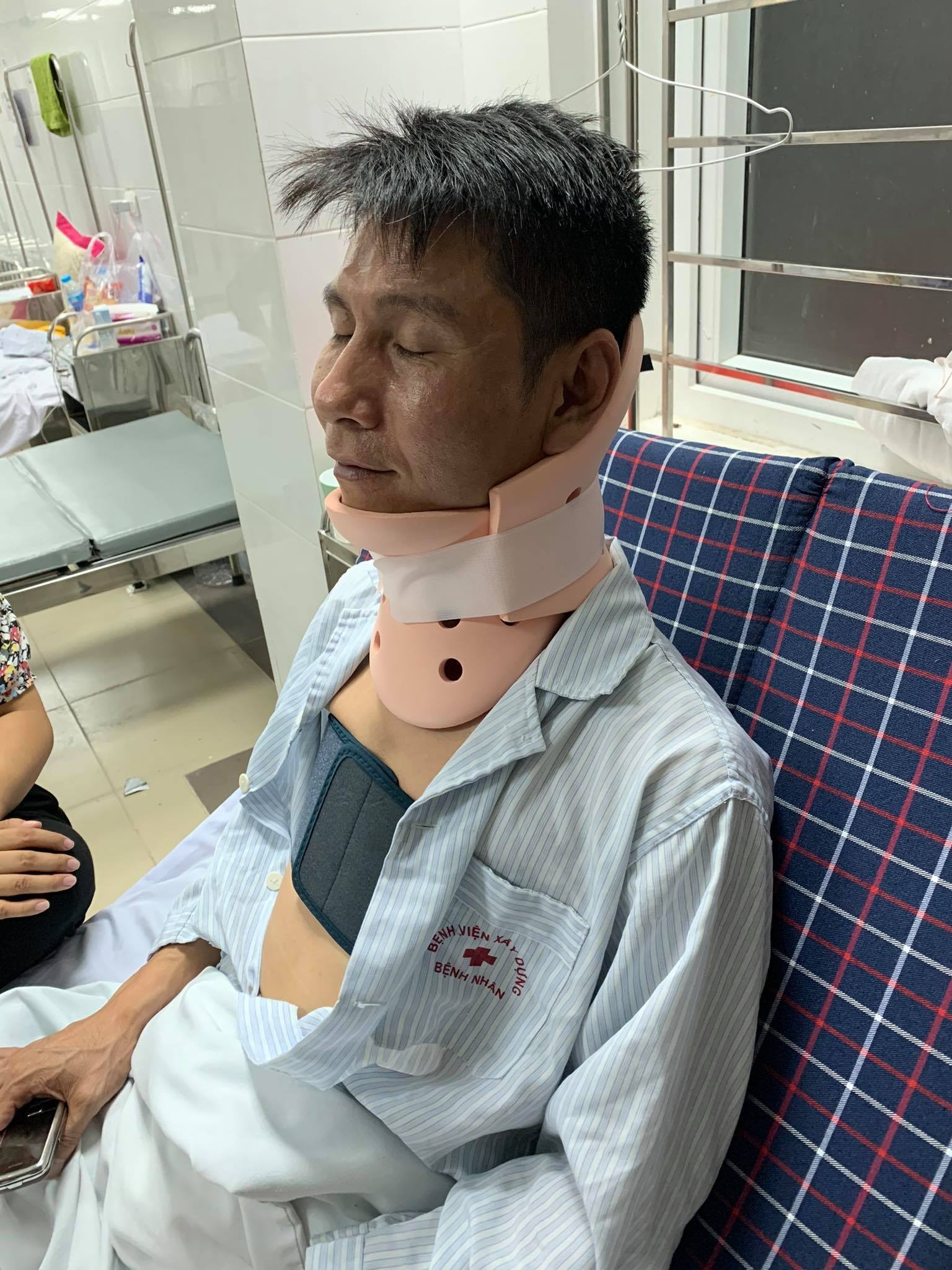 Lái xe bị đánh hội đồng ảnh 1 Lai xe bi danh hoi dong anh 1