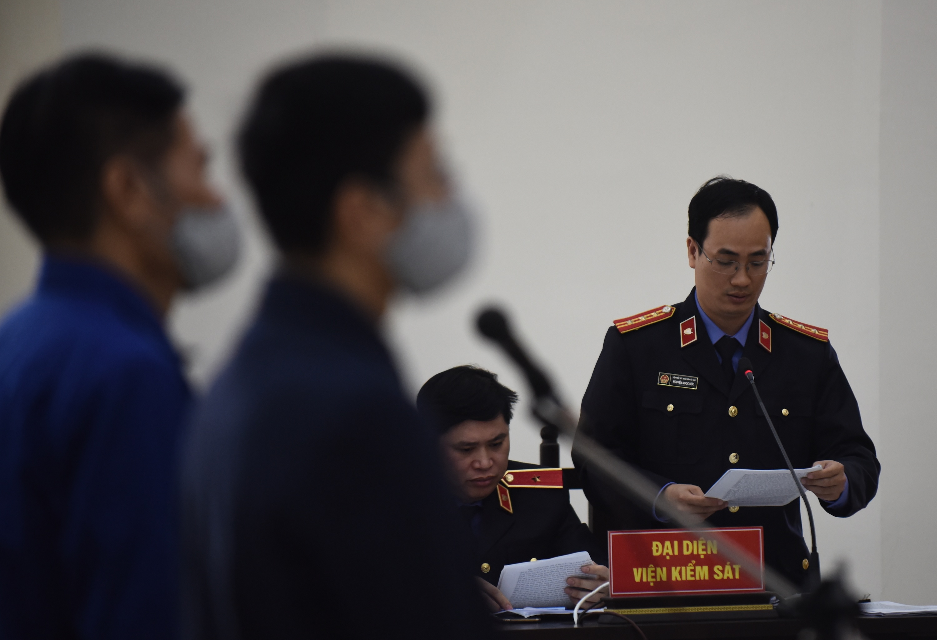 Xet xu cuu Giam doc CDC Ha Noi anh 2