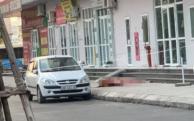 Nguoi phu nu tu tu tu tang 16 anh 1