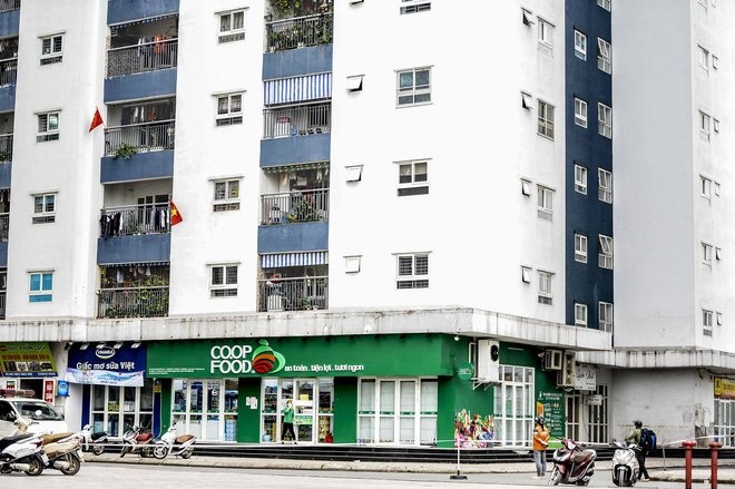 Nguoi phu nu nhay tu tang 16 chung cu hinh anh