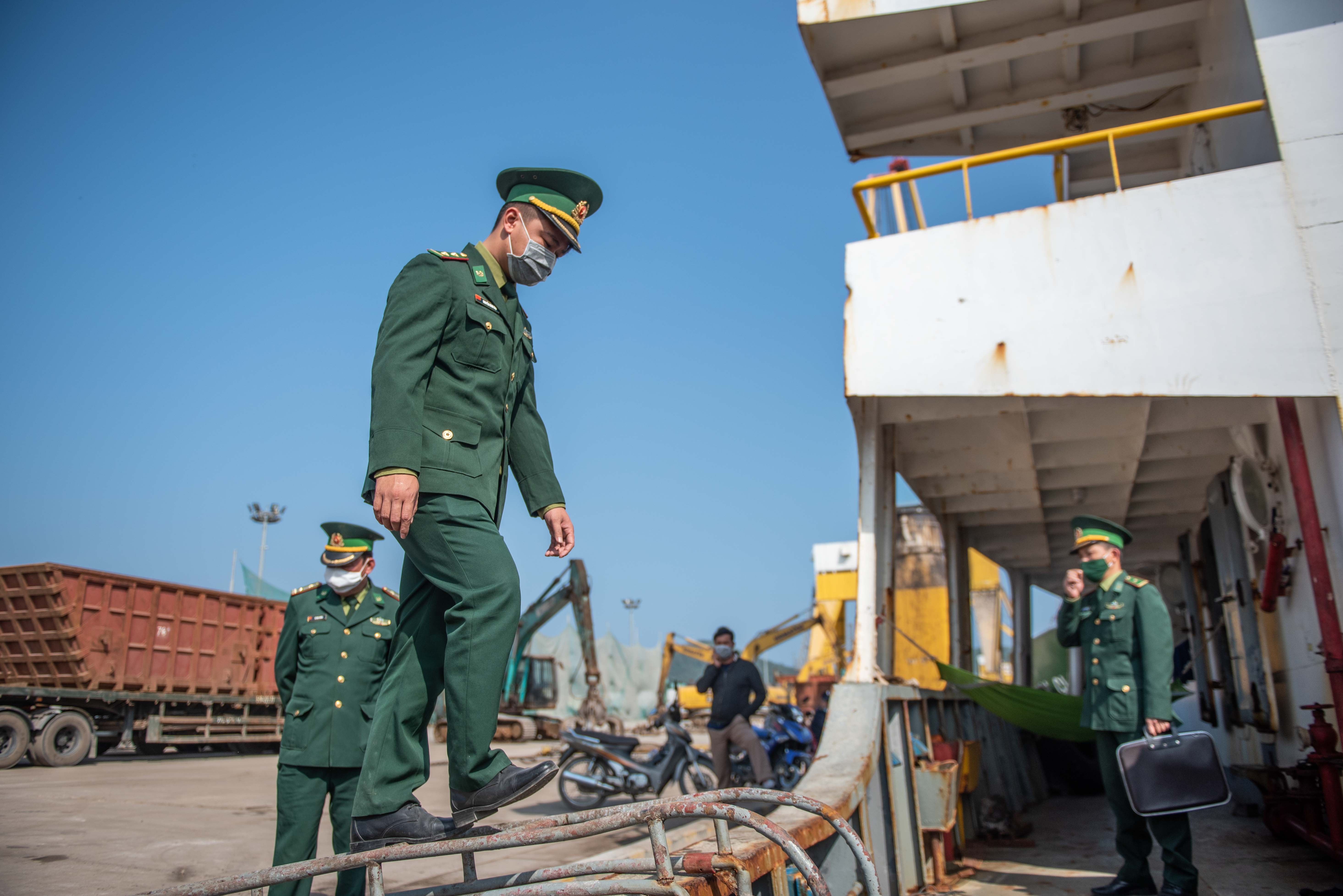 Bo doi bien truc chien xuyen Tet anh 6