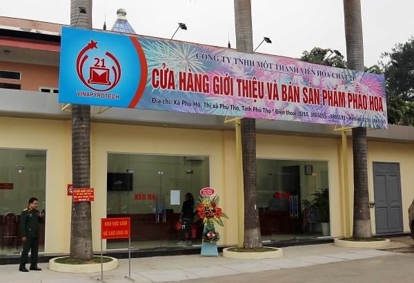 14 điểm bán pháo hợp pháp ảnh 1 14 diem ban phao hop phap anh 1