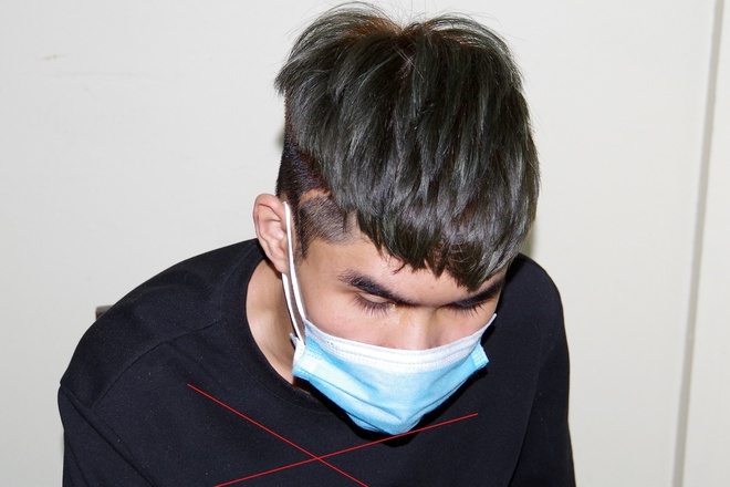 Nghi pham giet ban gai 16 tuoi doi dien toi danh gi? hinh anh