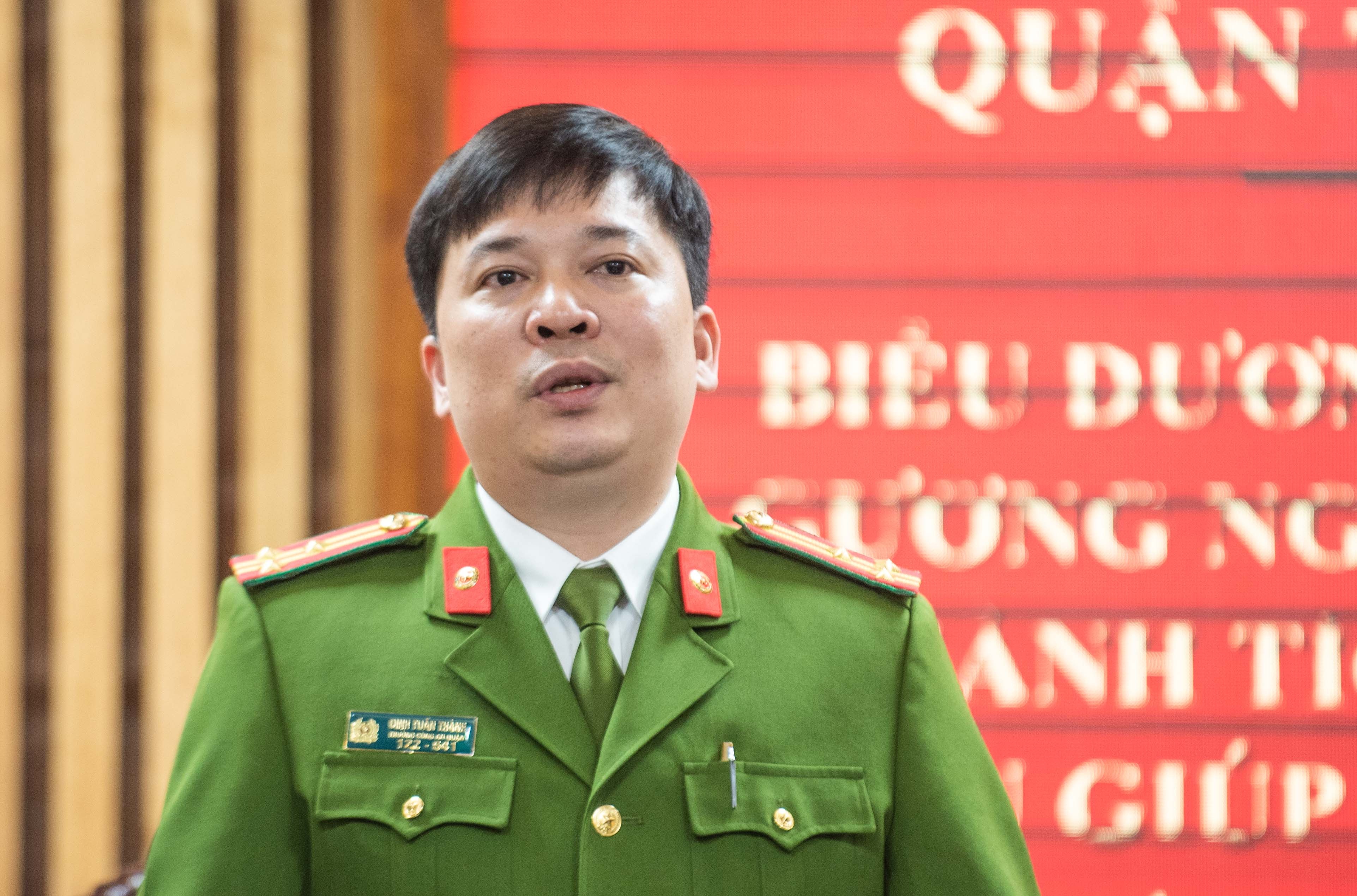 be gai roi tu tang 12A anh 1