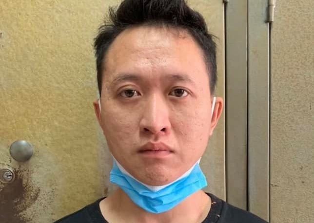 Dot nhap FPT Shop lay trom 30 iPhone hinh anh