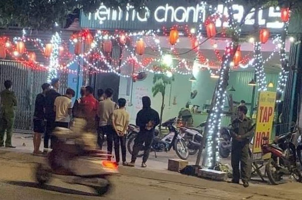 Giết người tại quán trà chanh ảnh 1 Giet nguoi tai quan tra chanh anh 1