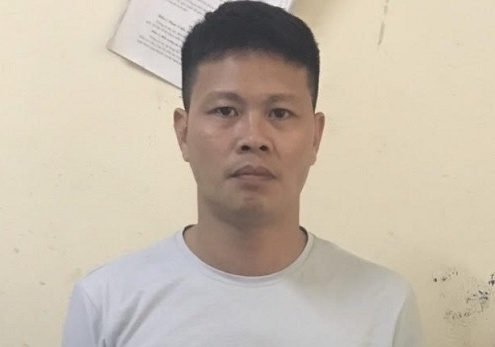 Thanh nien chem nguoi sau khi vua ra tu hinh anh