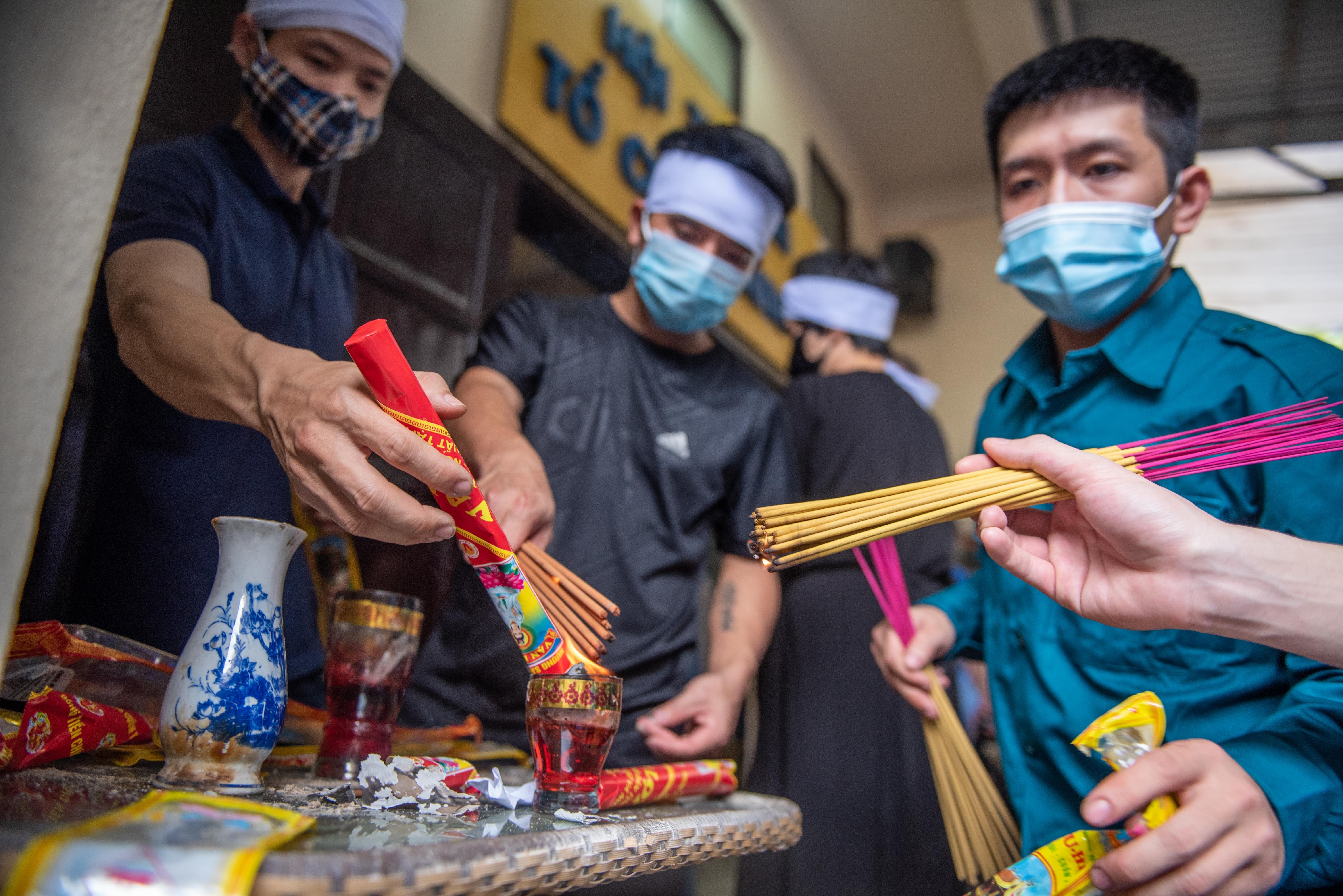 chay nha 4 nguoi chet anh 1