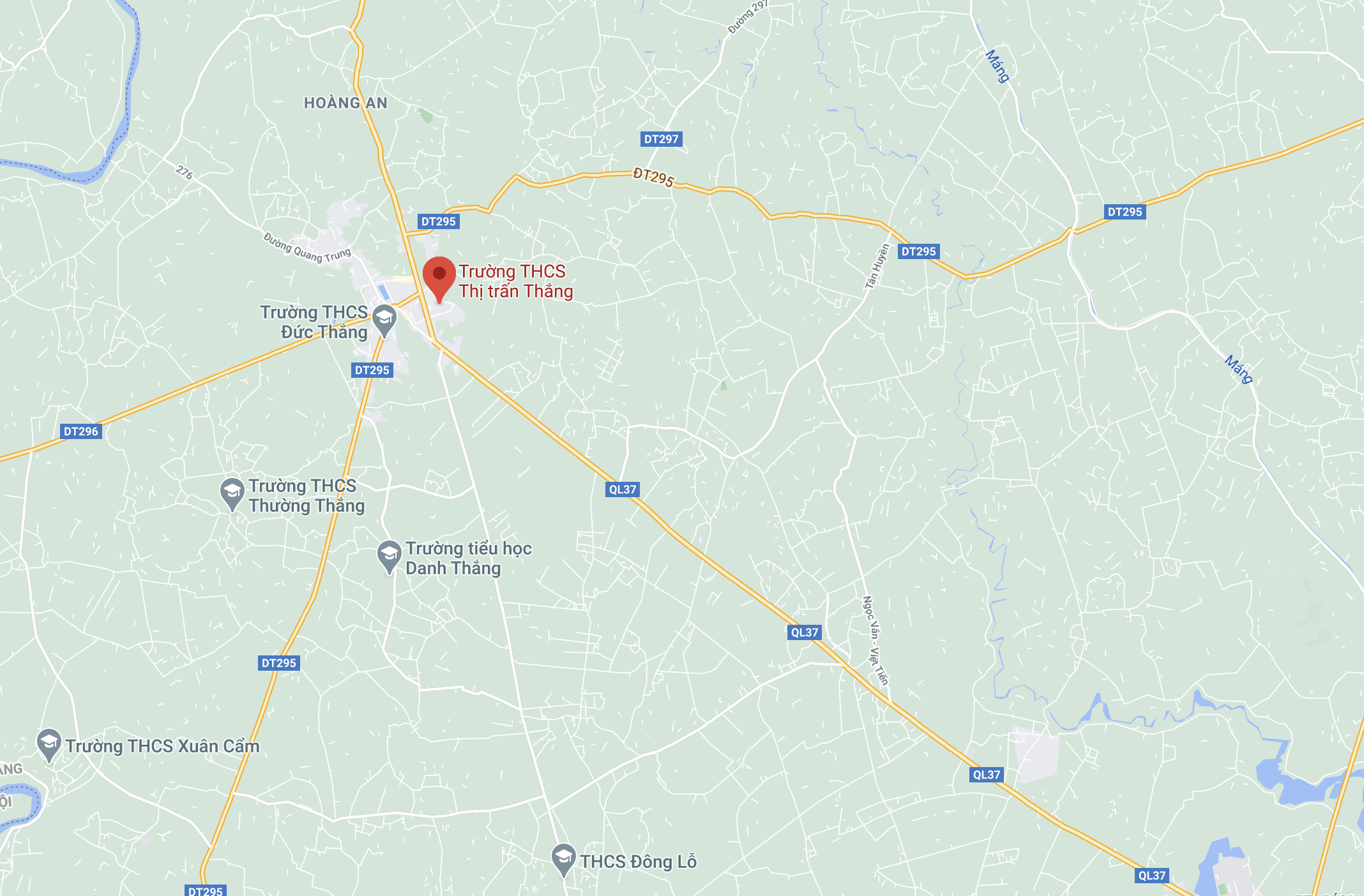 Nam sinh lop 9 roi tai truong anh 1