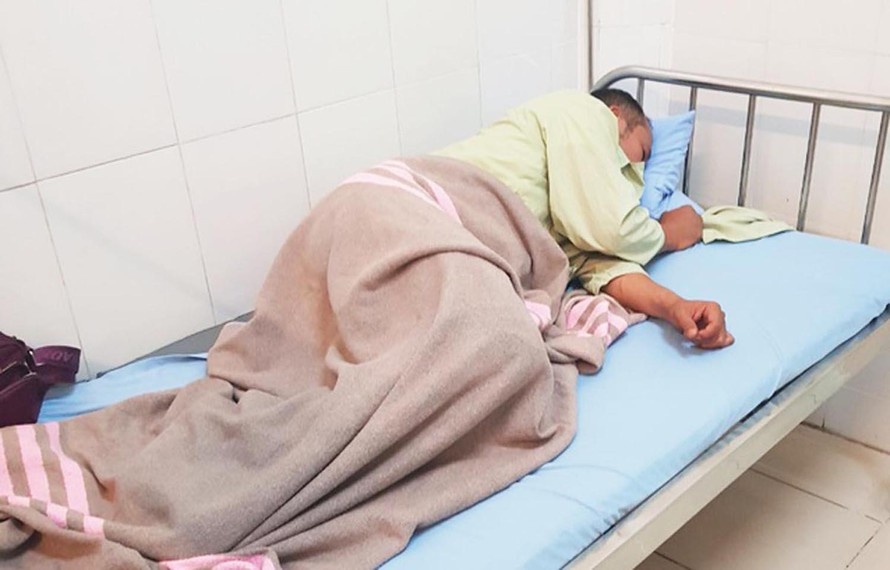 10 người vây đánh thực khách ảnh 1 10 nguoi vay danh thuc khach anh 1