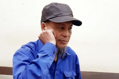 Be gai 5 tuoi bi sat hai tren duong di hoc ve hinh anh