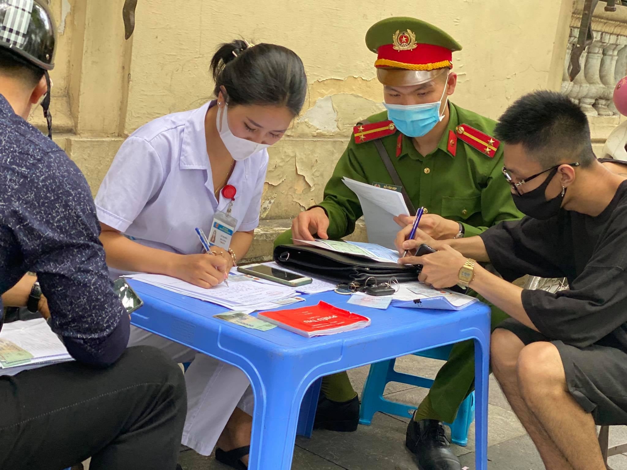 Xử phạt không đeo khẩu trang ảnh 1 Xu phat khong deo khau trang anh 1