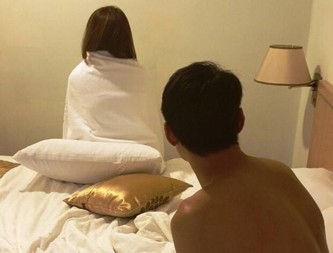 Nguoi bi bat qua tang mua dam co bi phat? hinh anh