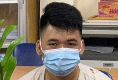 Co thu trong oto anh 1