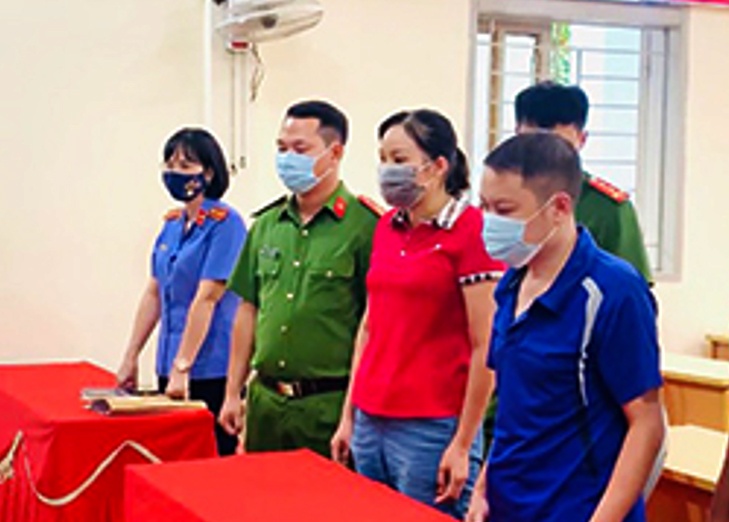 Cuu pho chanh van phong huyen uy chiem doat hon 2 ty hinh anh