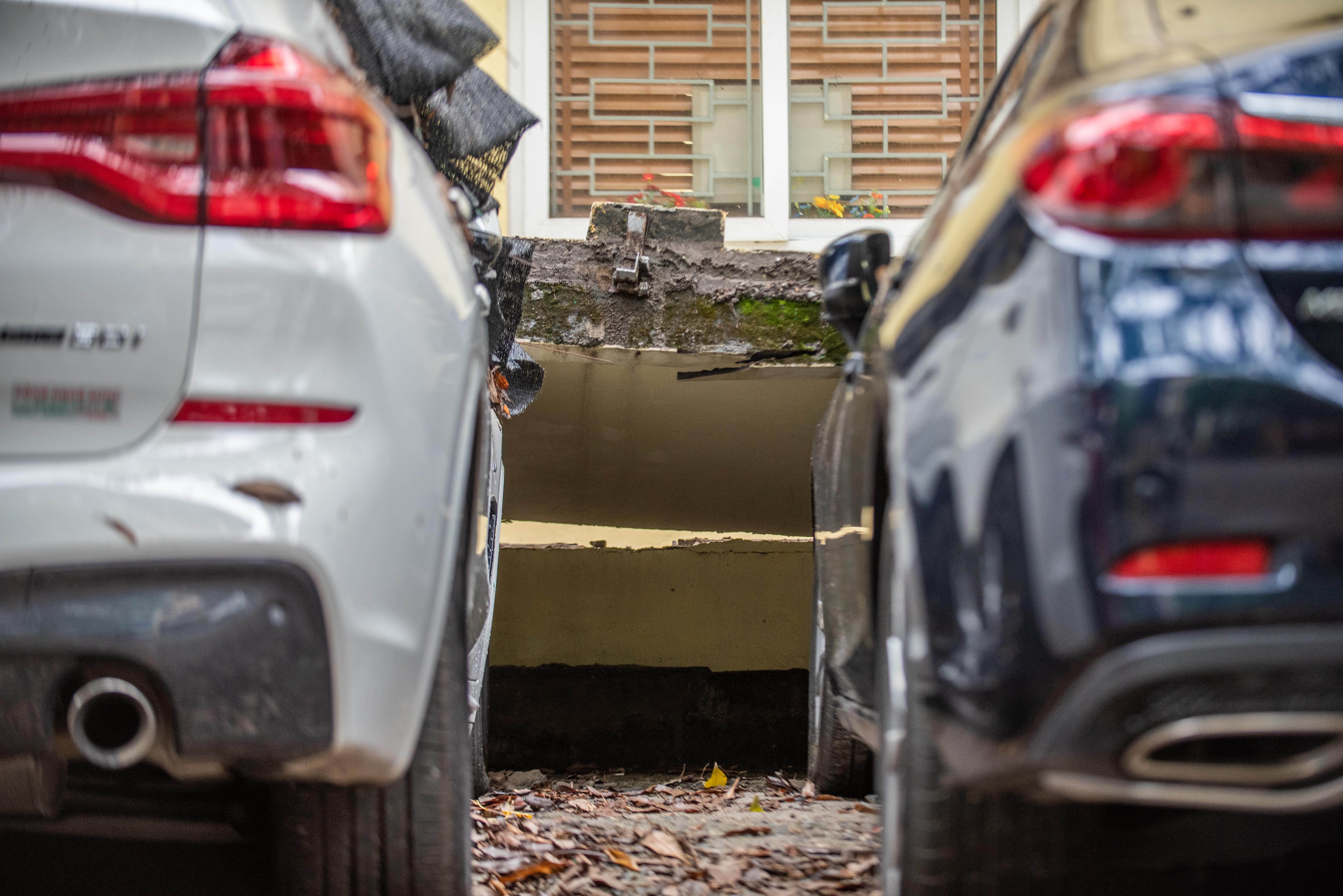 Sap tuong de oto anh 6