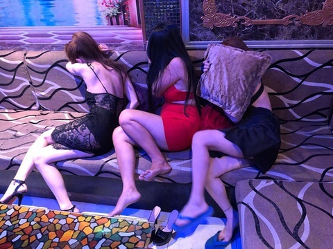 14 nam nu phe ma tuy trong tiec sinh nhat hinh anh