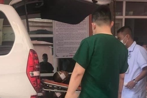 Nghi ngo vo ngoai tinh, nguoi dan ong chem chet chau ngoai hinh anh
