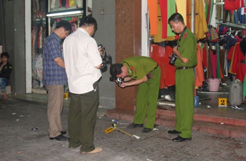 Mot phu nu bi sat hai o cua hang thoi trang hinh anh