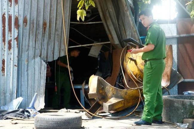 Nguoi phu nu tu vong sau tieng no lon hinh anh