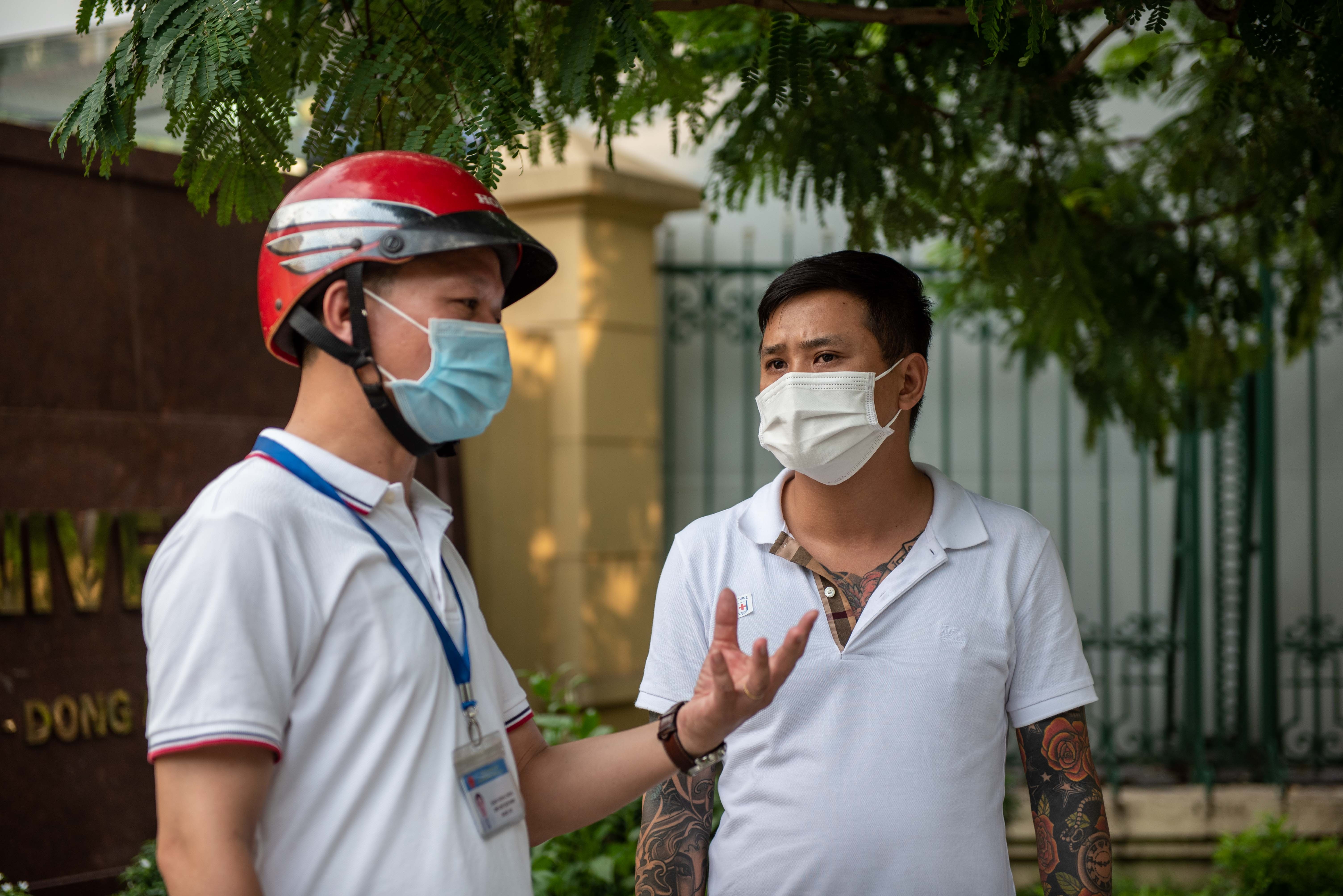 Xu phat nguoi ra duong khong co ly do anh 6