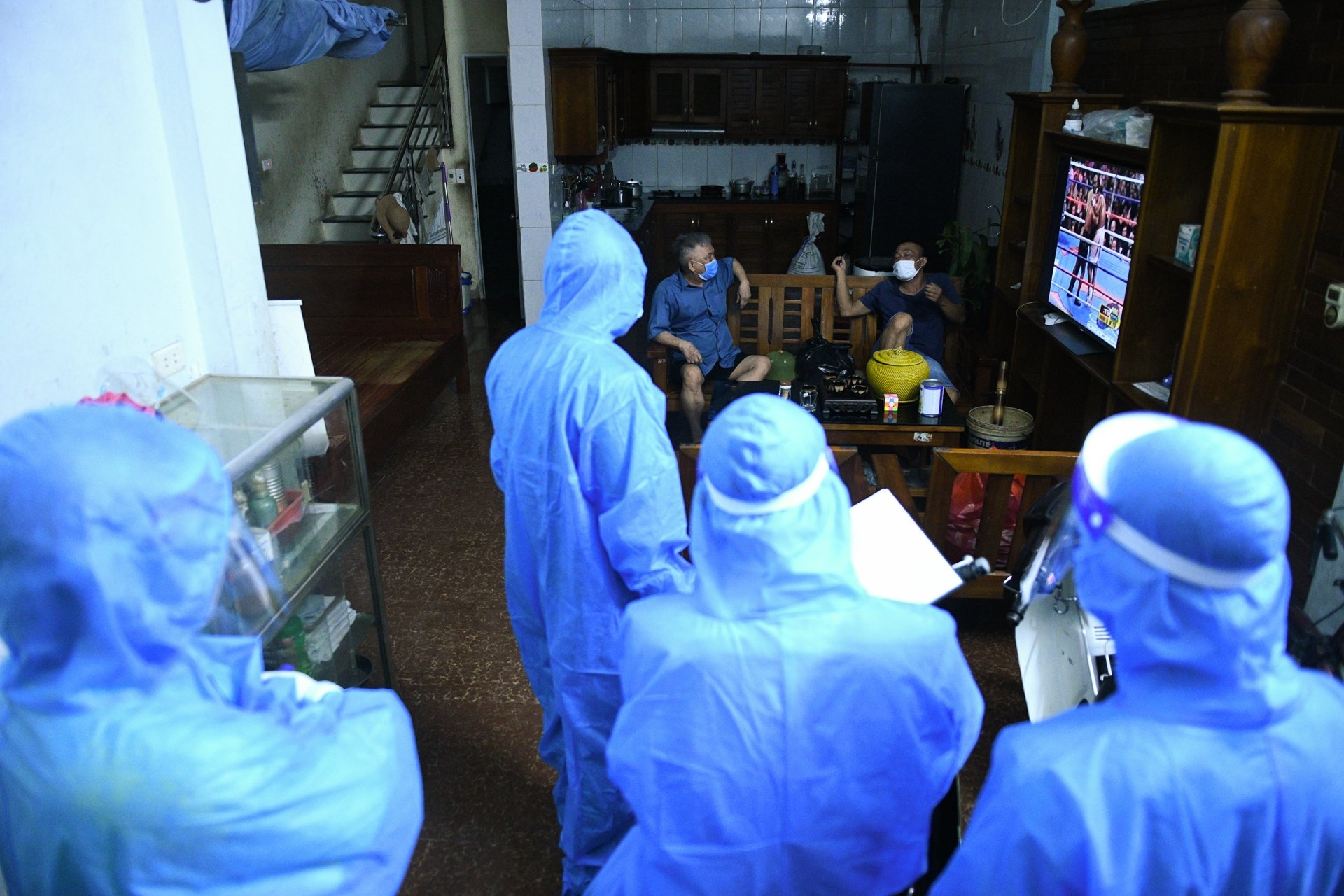 To phan ung nhanh Covid-19 anh 8