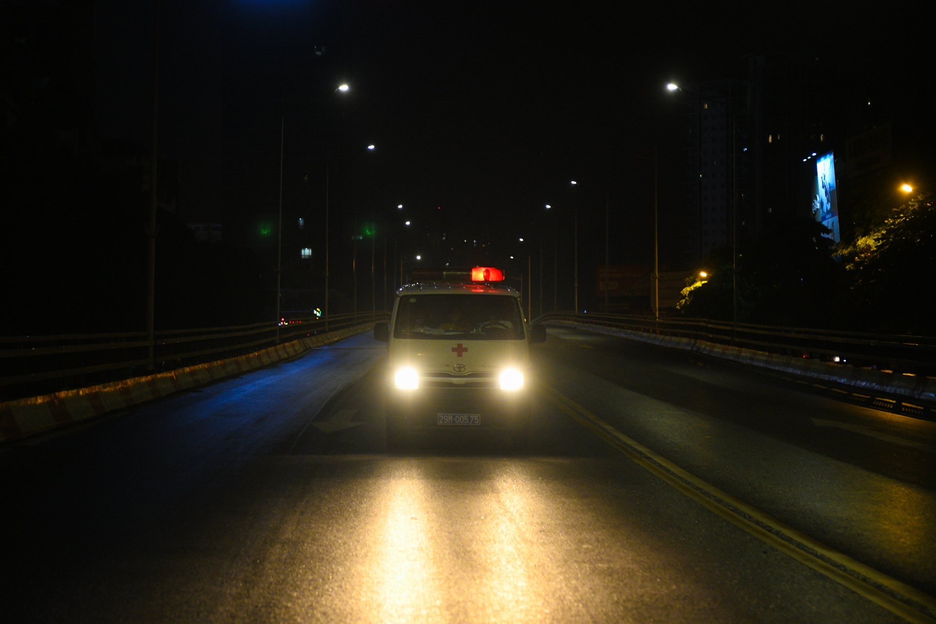 To phan ung nhanh Covid-19 anh 16