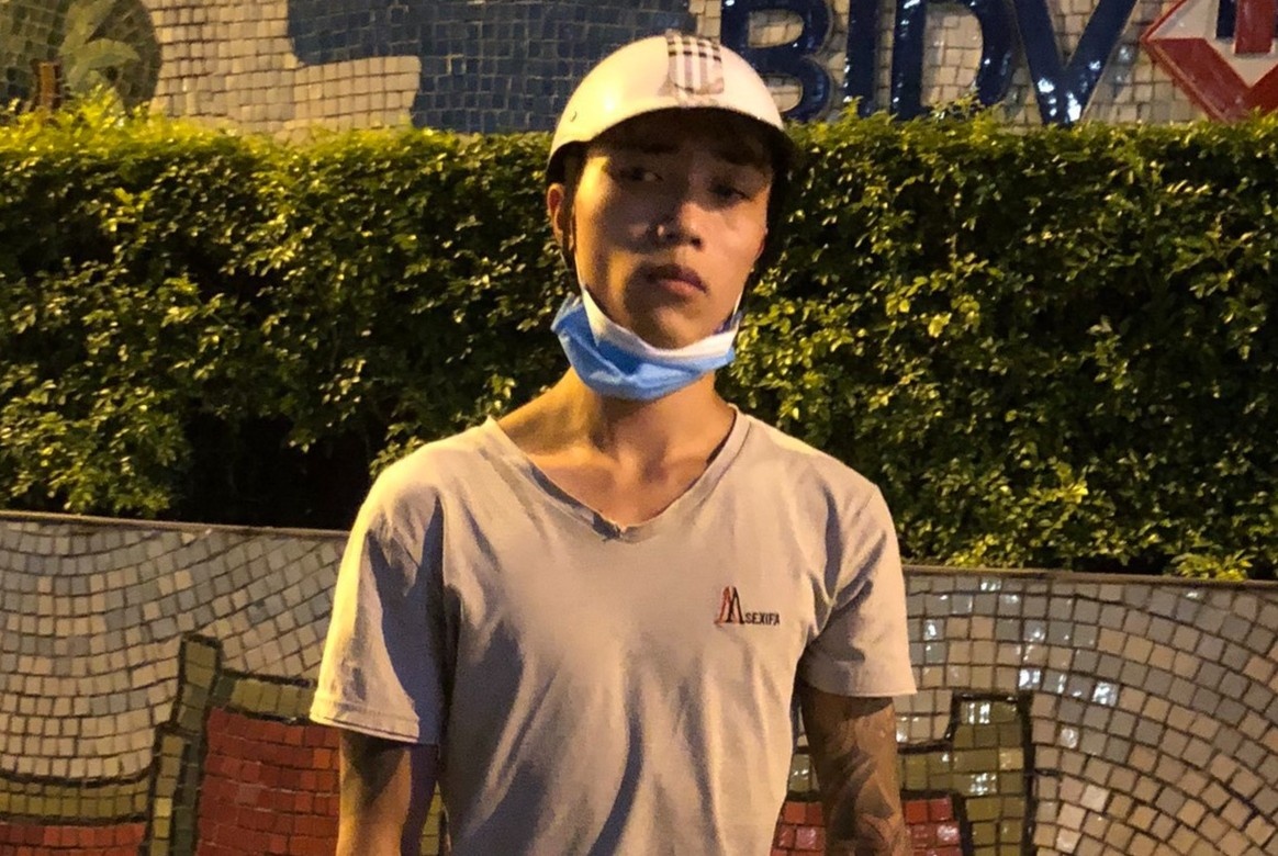 Thanh nien tuon ma tuy vao khu phong toa o Ha Noi hinh anh