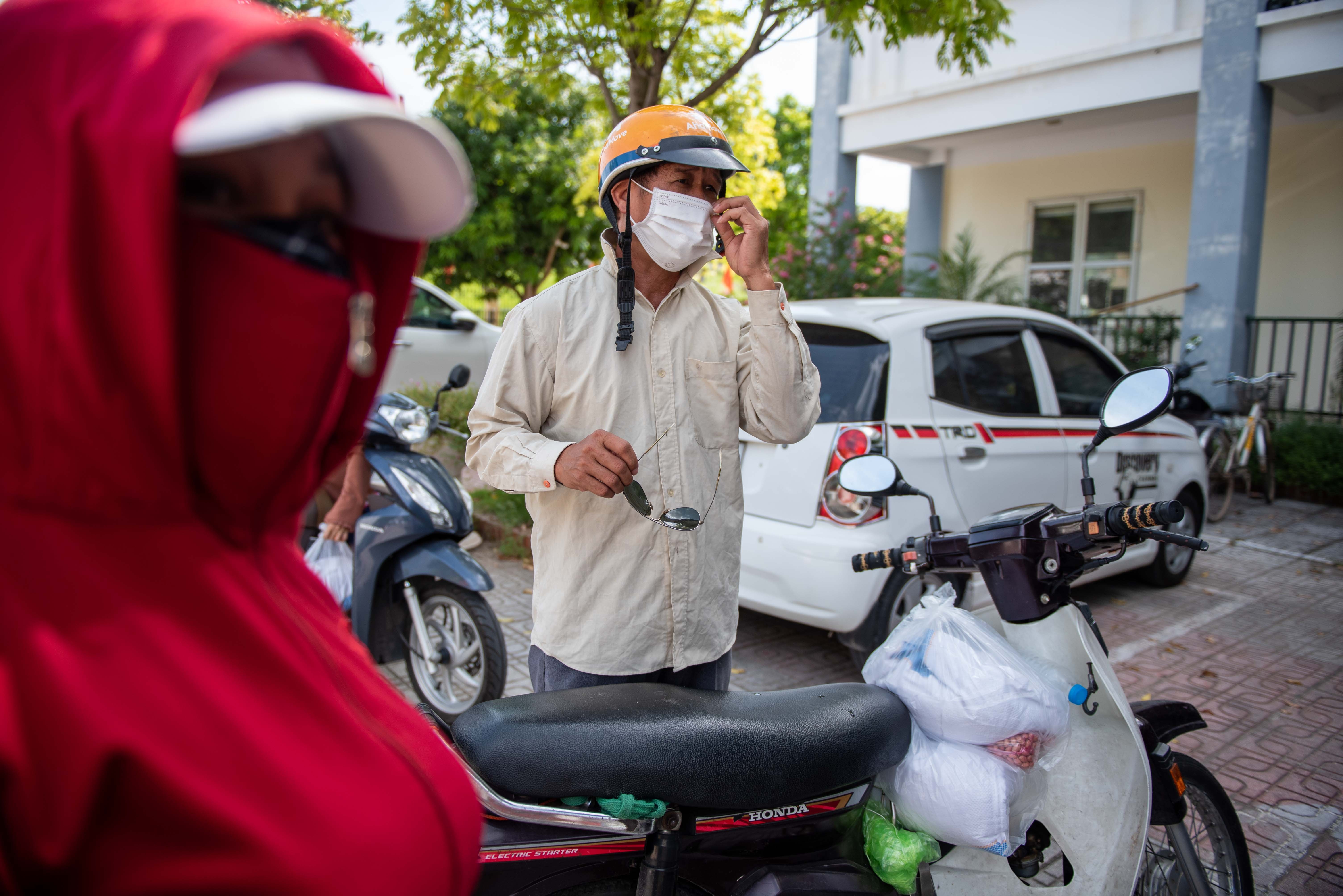 Trao qua cho nguoi ngheo nguoi thue tro anh 10
