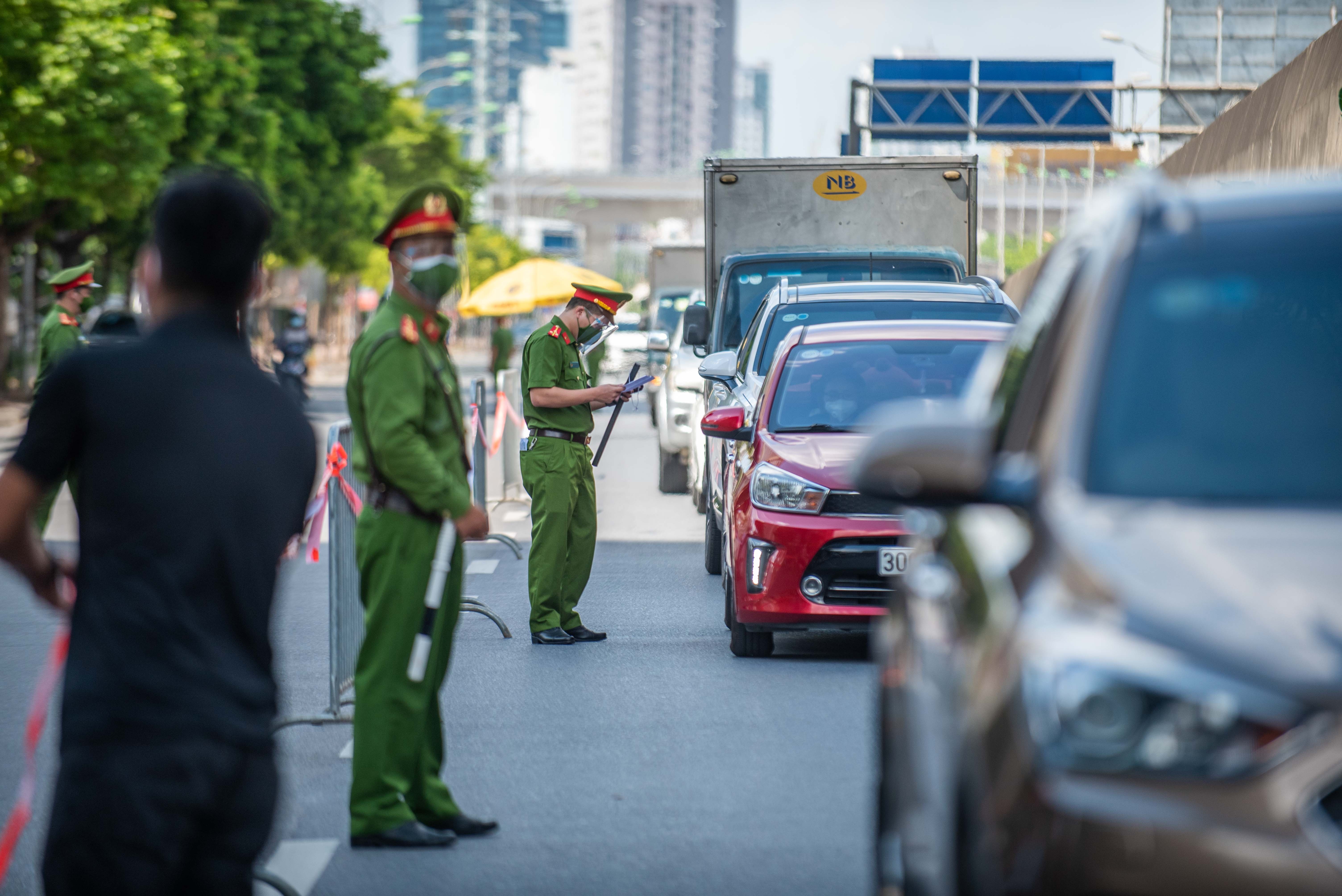 Ra duong dot dich anh 2