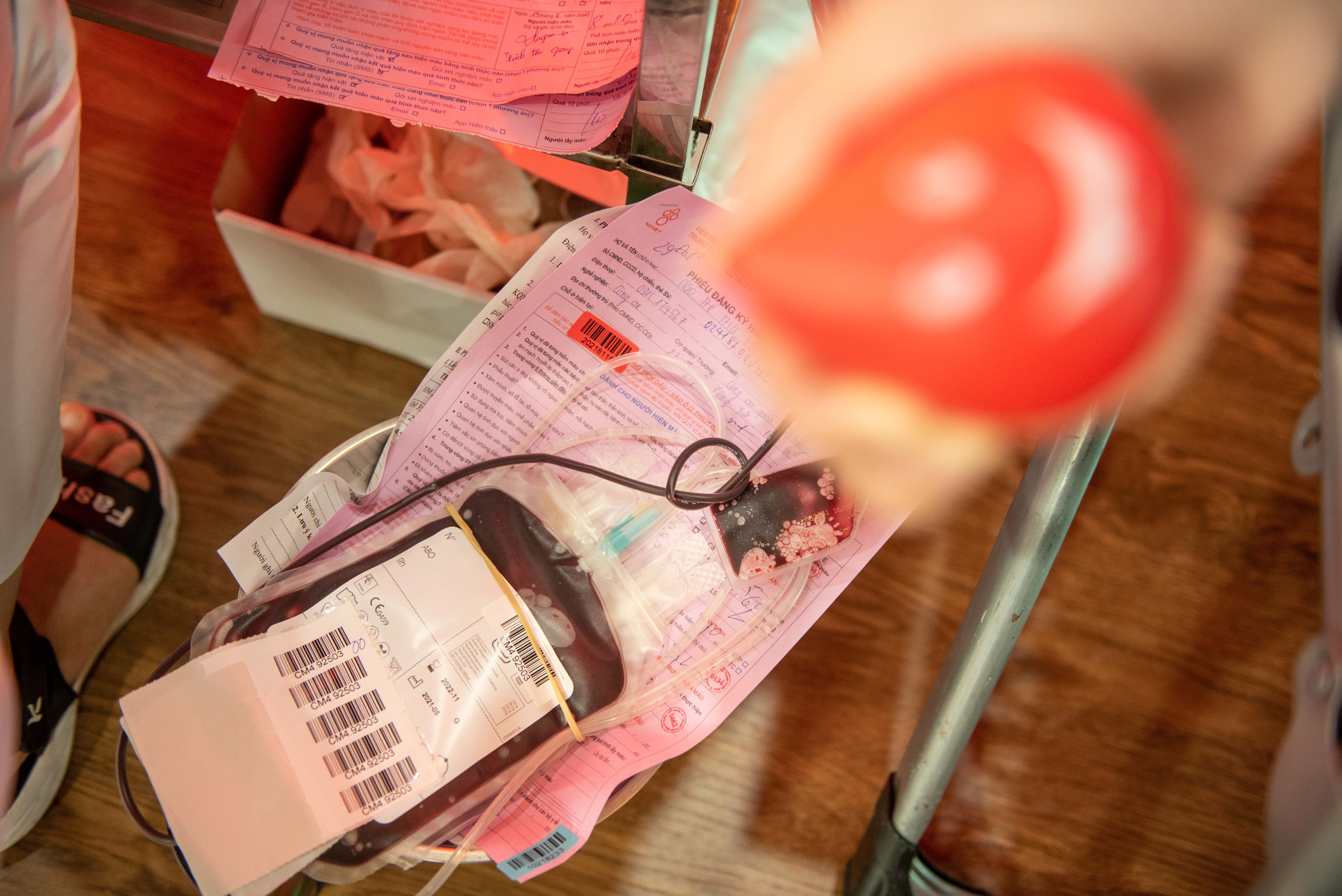 Cong an quan ha dong hien mau tinh nguyen anh 7