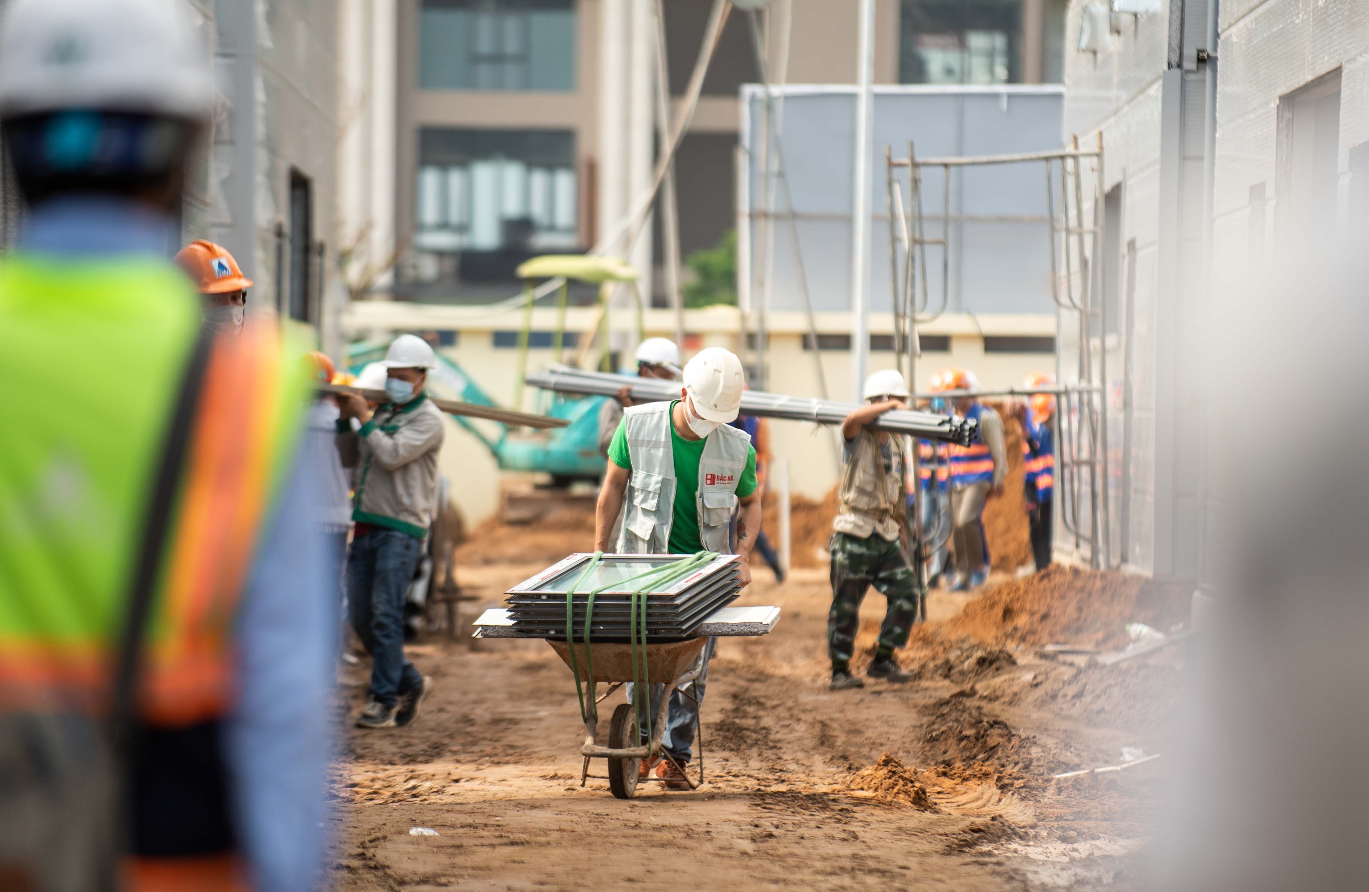 Benh vien da chien Covid-19 Ha Noi anh 10