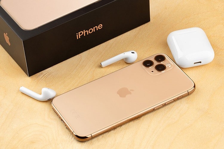 Ba nhan vien giao hang trom iPhone 11, AirPods va laptop hinh anh