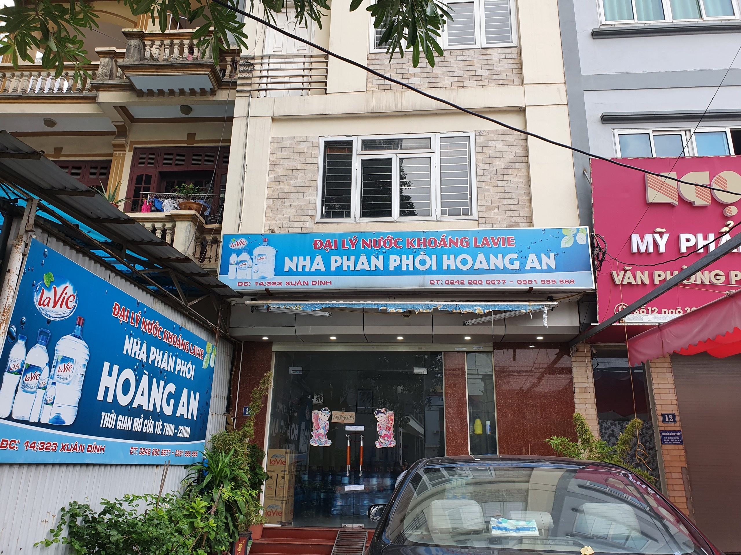 Be gai 6 tuoi bi bao hanh anh 3