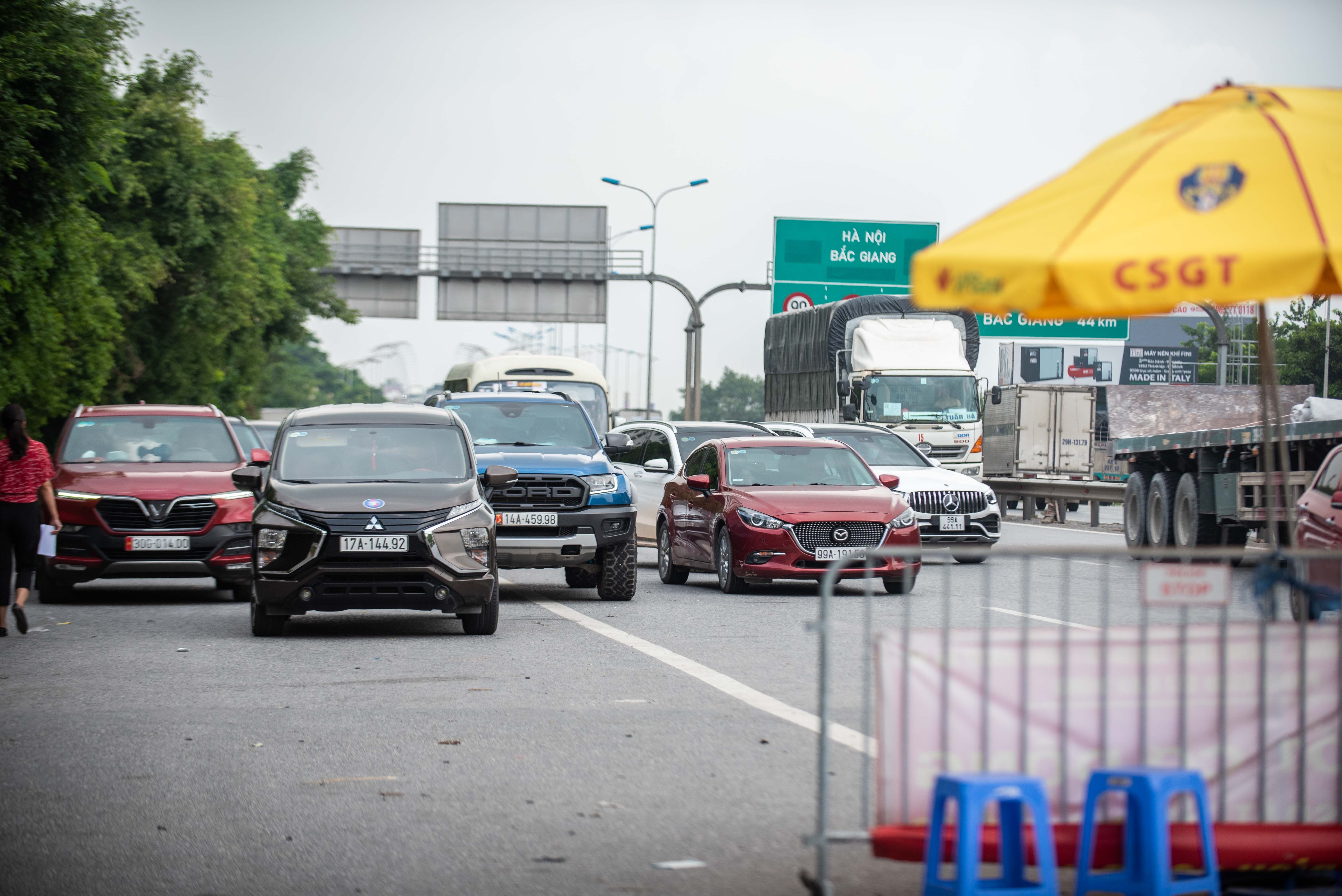 Chot kiem soat dich cua ngo Ha Noi anh 10