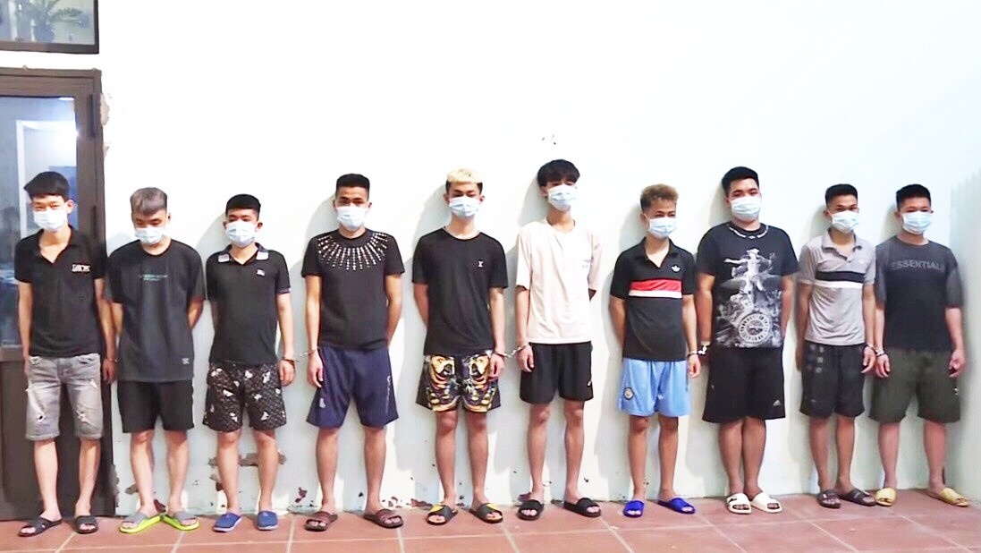 10 thanh nien hon chien anh 1